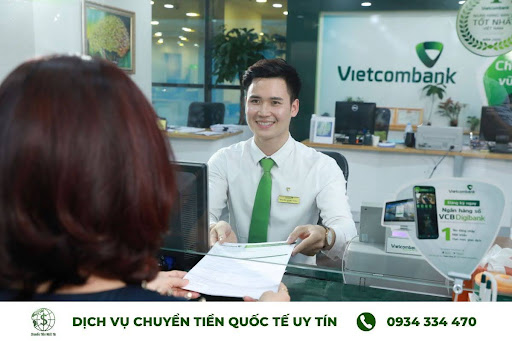 Khi có nhu cầu chuyển tiền sang Indonesia, hãy đến ngân hàng uy tín để giao dịch