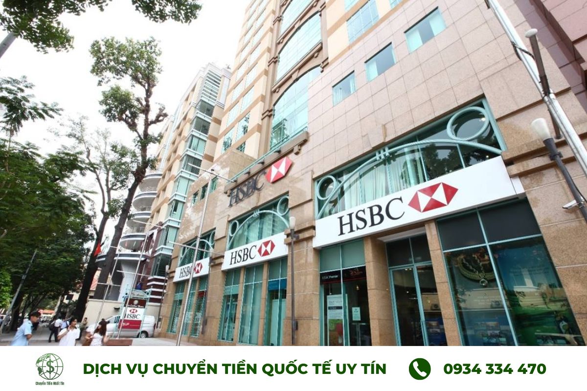 Chuyển tiền sang nước Anh thông qua các ngân hàng như HSBC